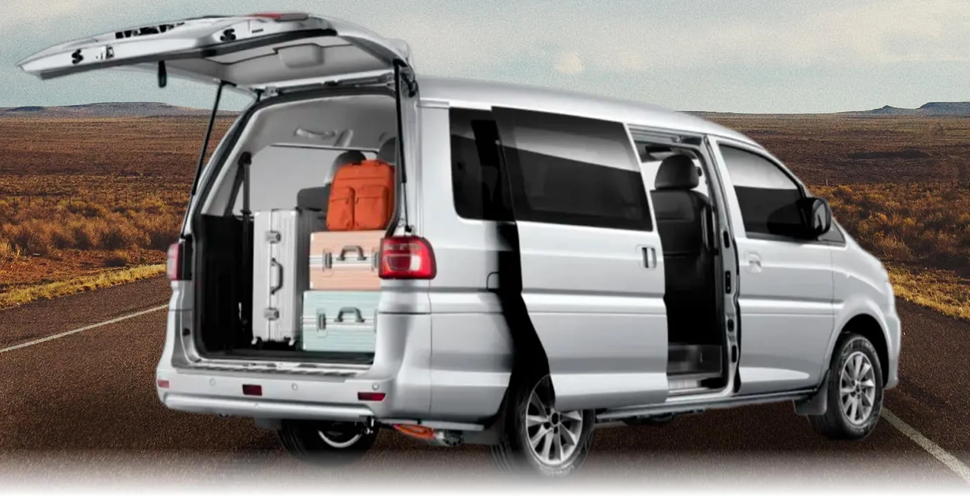 Dongfeng Microbus M5 EV 400 vista exterior