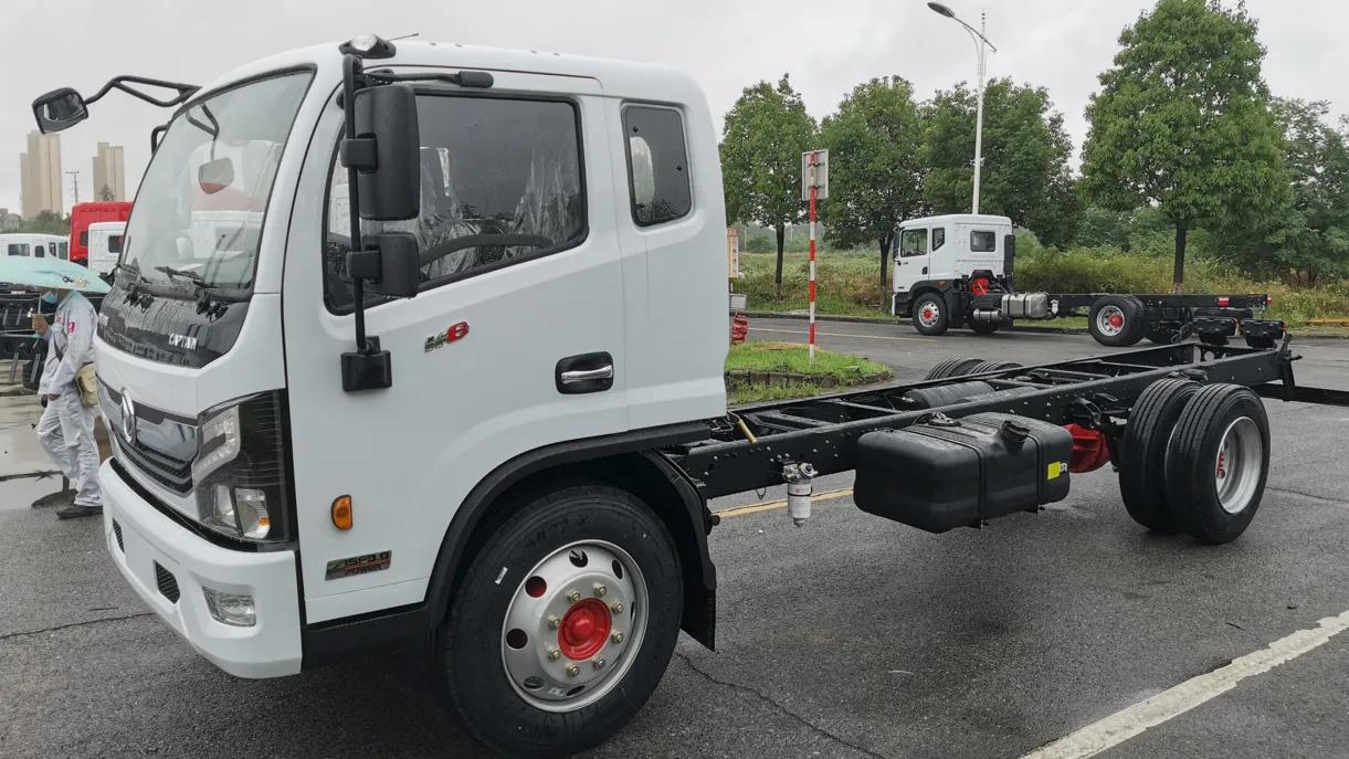 Dongfeng CAPTAIN 8-10 T vista 2