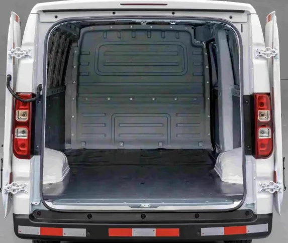 Dongfeng ELECTRIC V7 vista 4