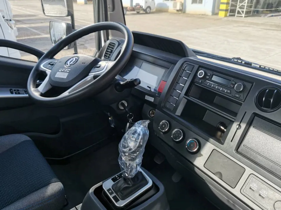 Dongfeng EV 400 5 T vista 3