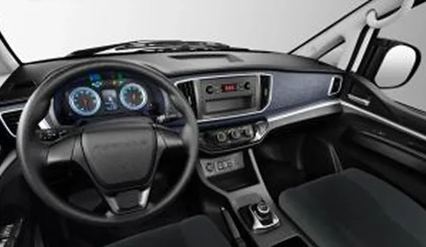 Detalle exterior de la Van M5 EV 400