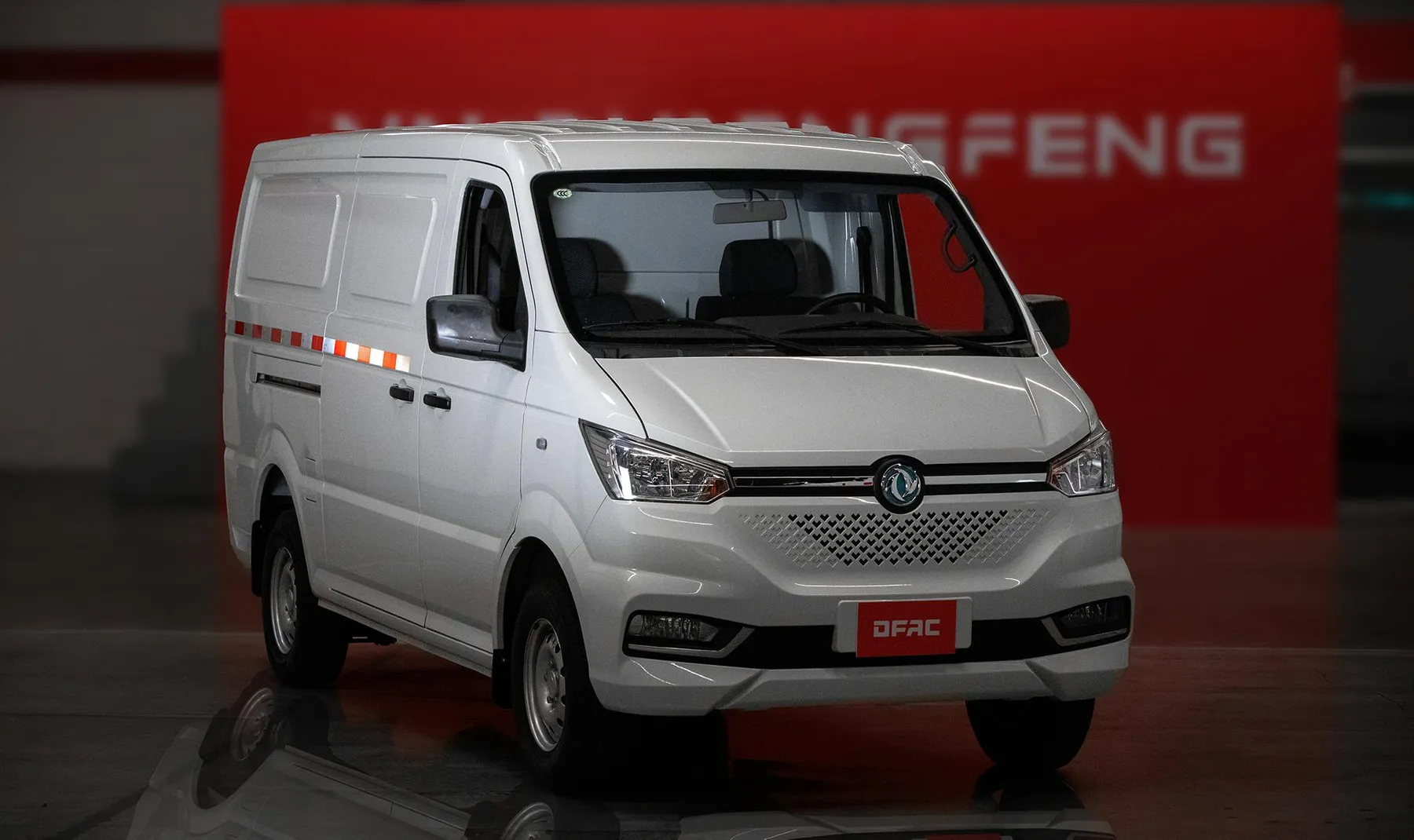 Dongfeng MINI VAN CARGO vista principal