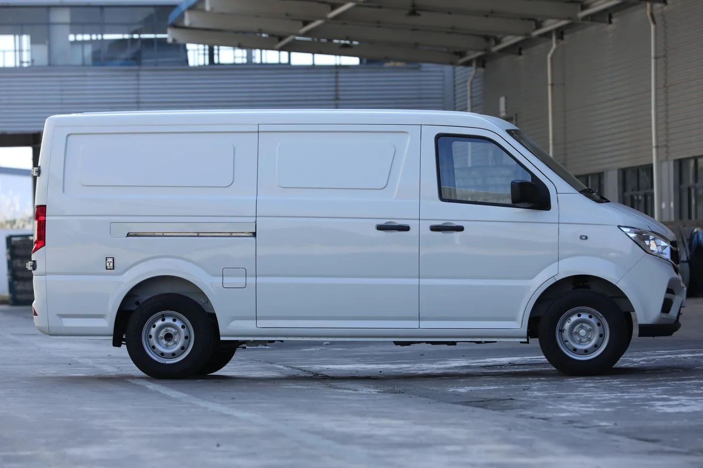 Dongfeng MINI VAN CARGO vista 4